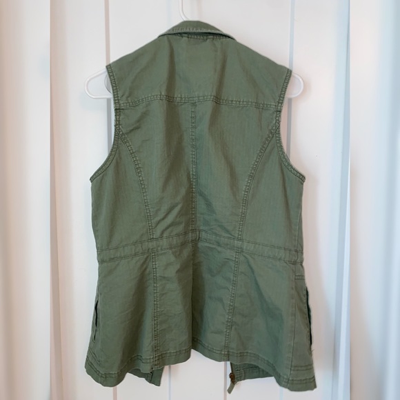 Utility Vest - Picture 2 of 2